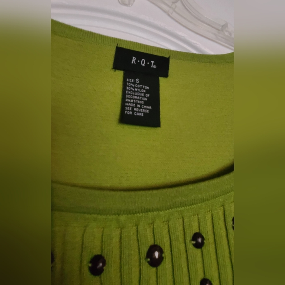 Sweater top - Picture 4 of 6